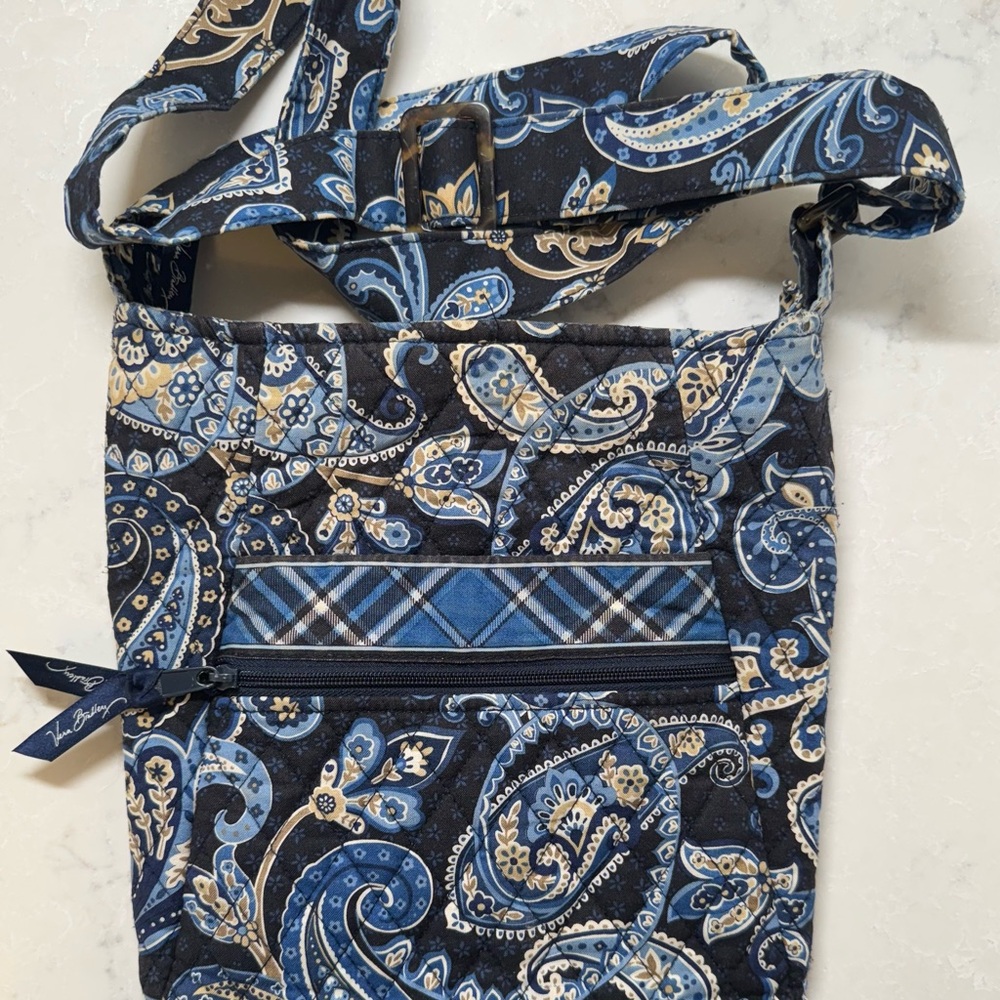 Vera Bradley Navy and Cream Paisley Bag